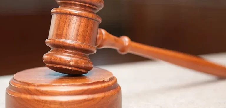 Professional License in NC: Public Reprimand vs. Censure
